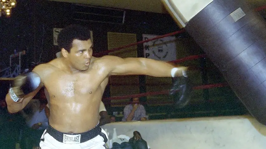 Muhammed Ali Vefatının 8. Yılında Anılıyor