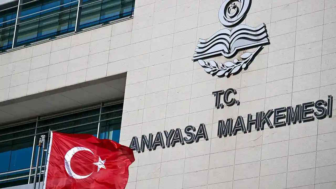 Rektör seçimleri anayasa mahkemesi kararıyla değişiyor