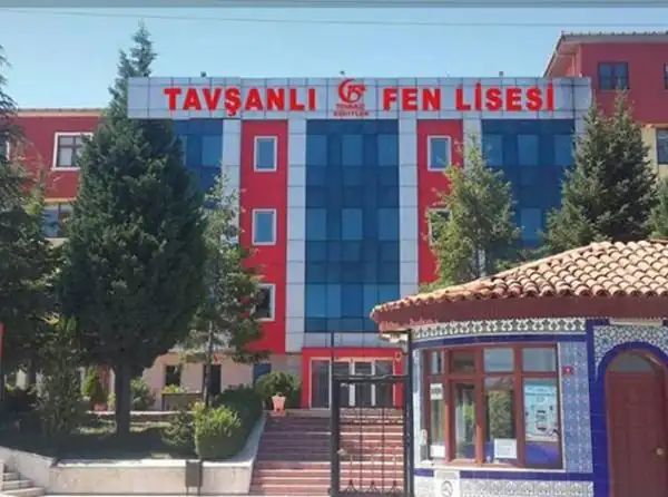 Tavşanlı 15 Temmuz Şehitler Fen Lisesi