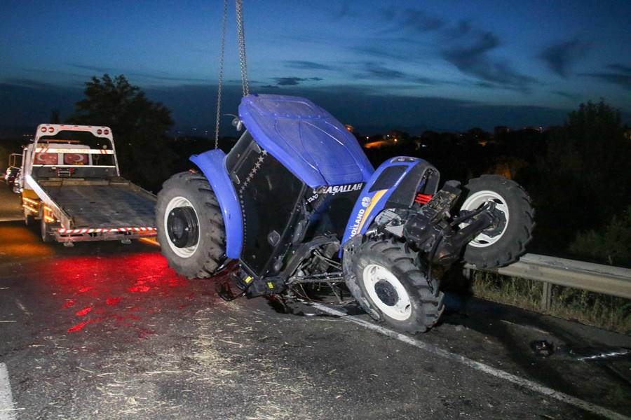 Uşak’ta trafik kazasında 2’si çocuk 5 kişi yaralandı