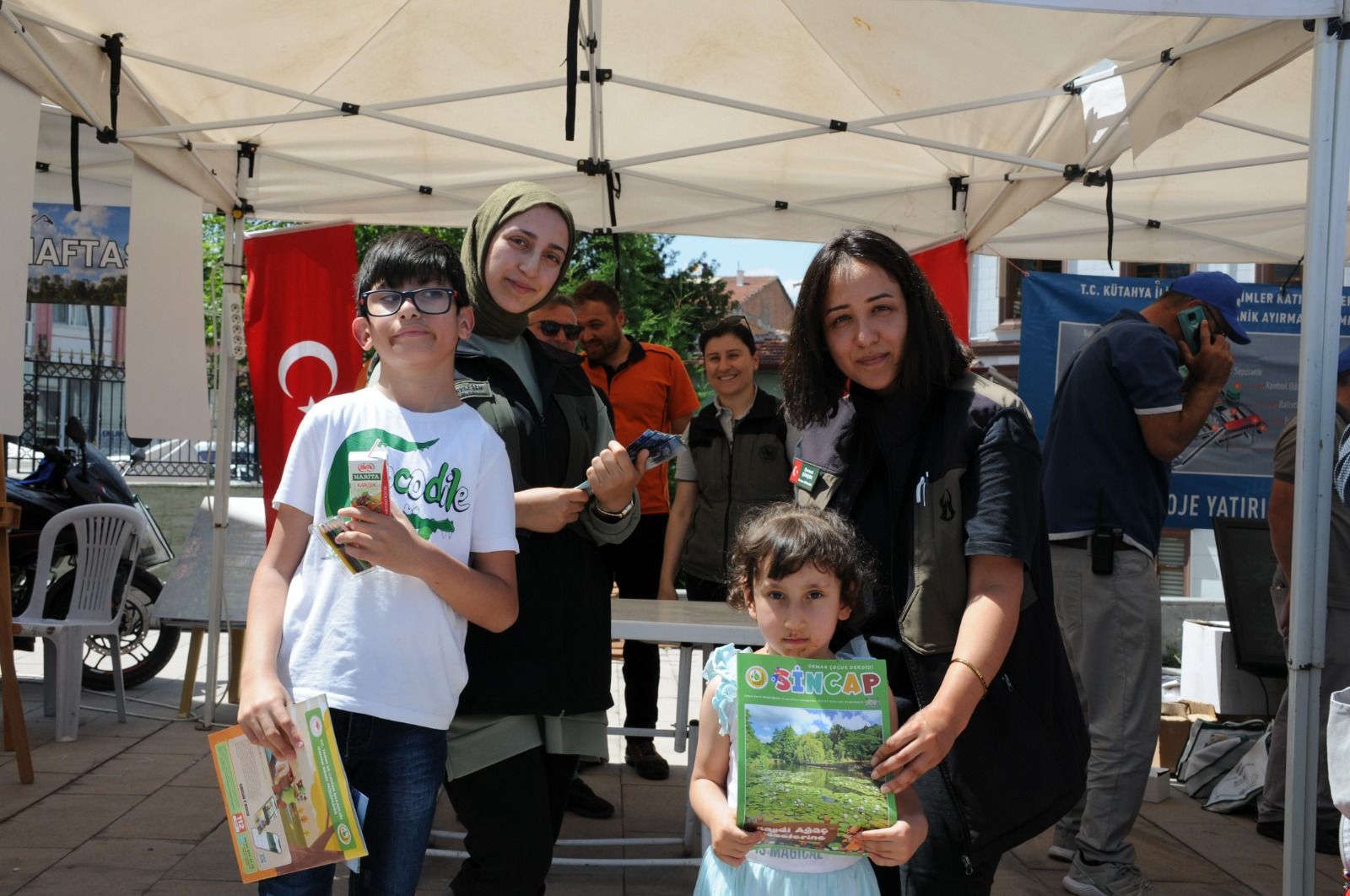 Kütahya’da binlerce fidan dağıtıldı 