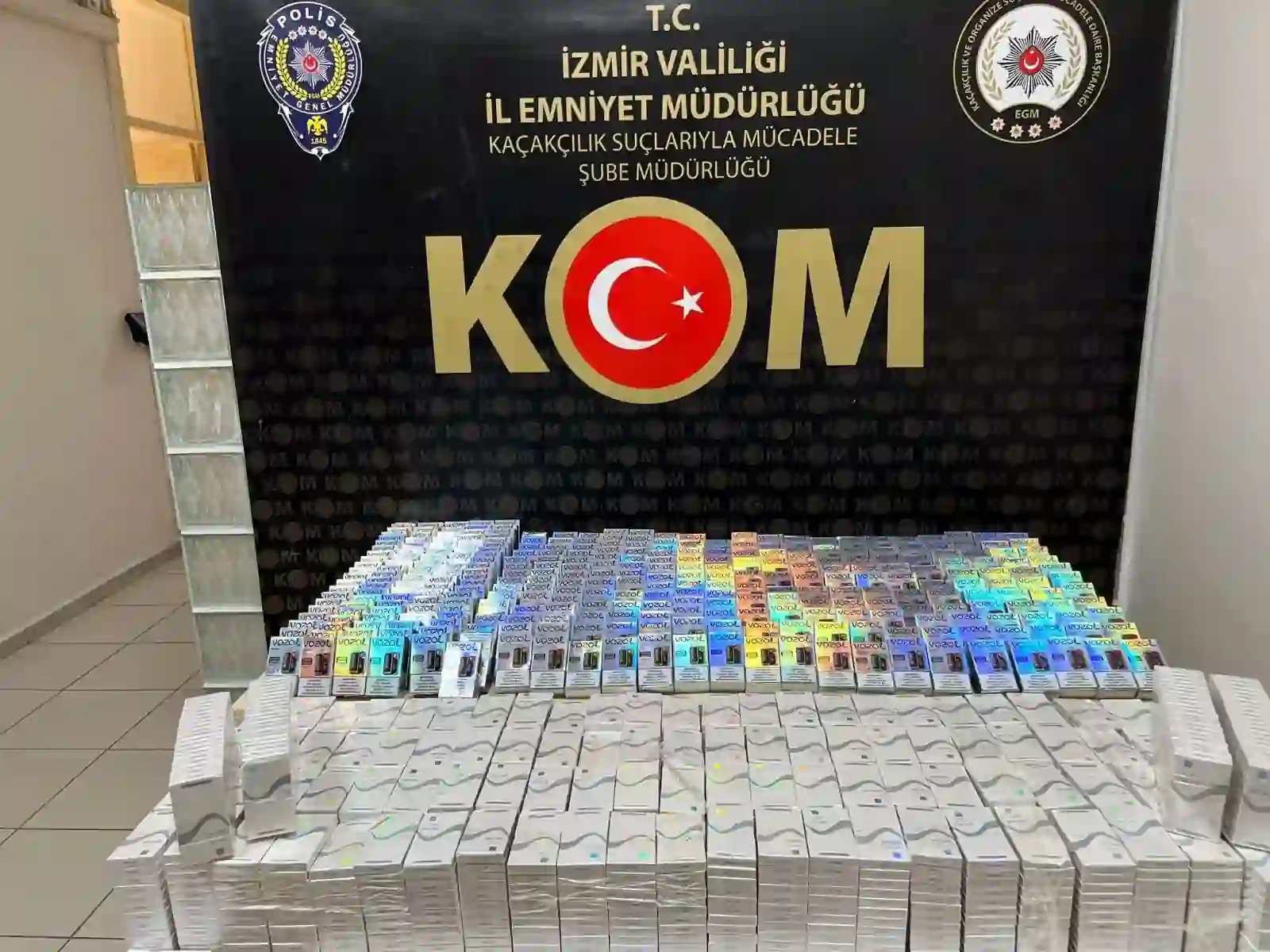 İzmir’de kaçak 18 bin 700 litre etil alkol ele geçirildi