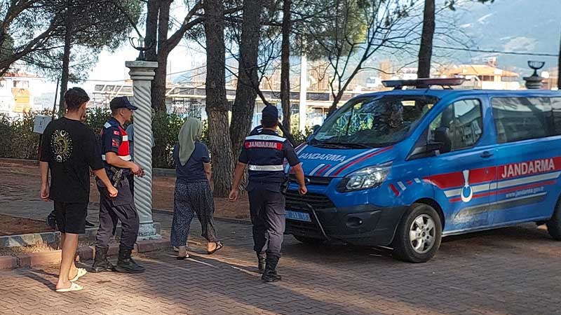 Denizli’de eşini demir sopayla öldüren kadın tutuklandı