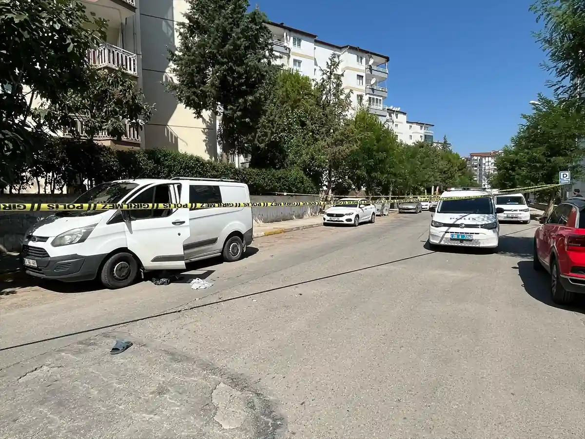 Denizli’de pompalı tüfekle yaralanan kişi hastaneye kaldırıldı