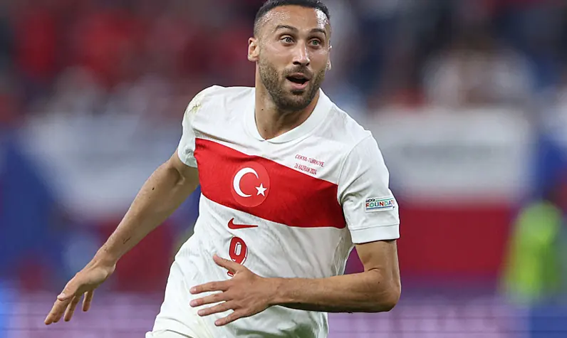 Fenerbahçe’den Cenk Tosun’a resmi teklif