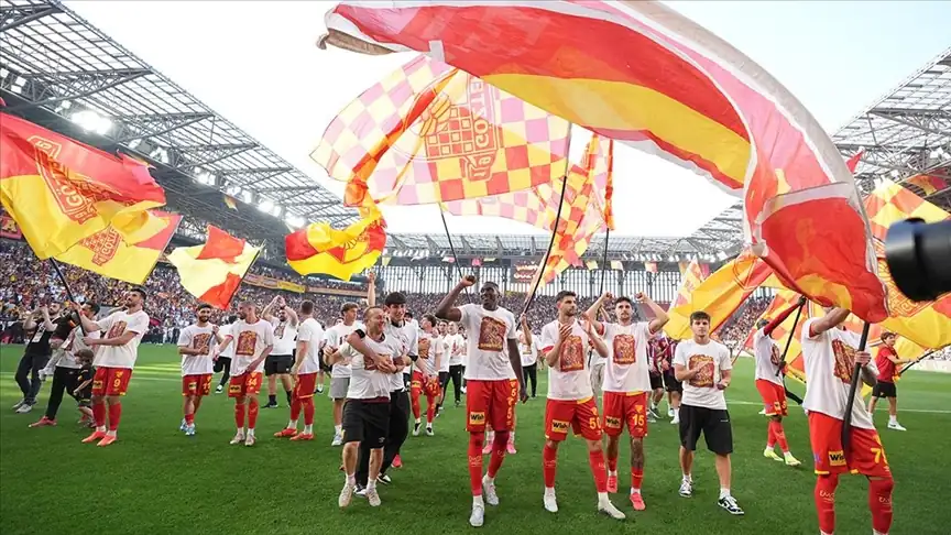 Göztepe yeni sezon hazırlıklarını İzmir’de sürdürüyor