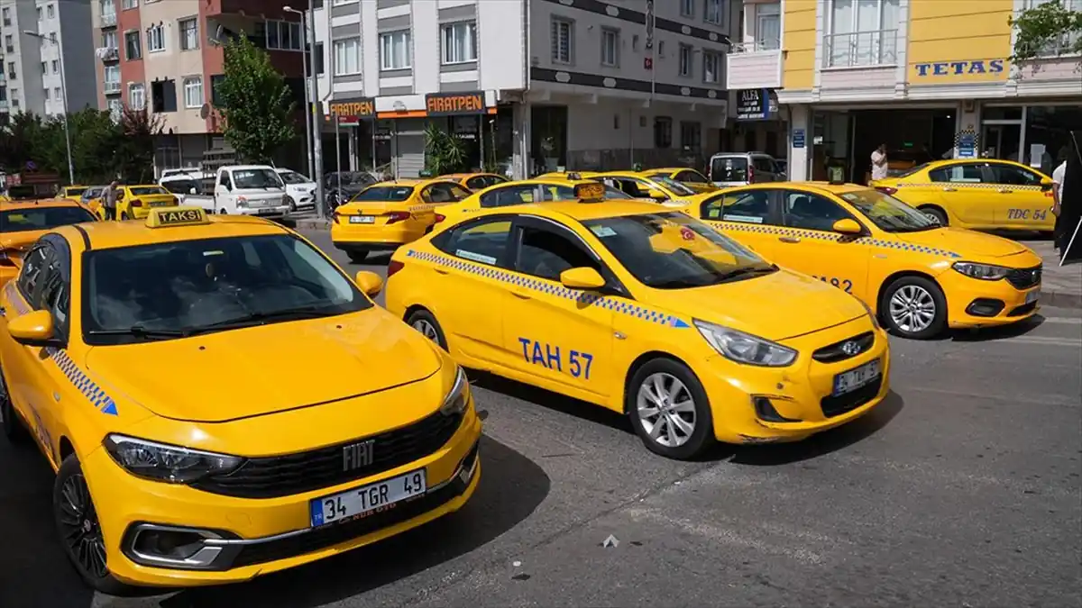 İstanbul’da taksimetre güncelleme kuyruğu sürüyor