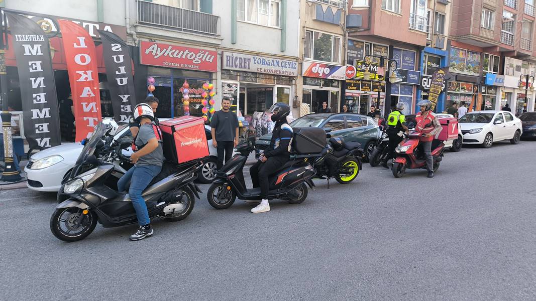 Kütahya’da motosiklet denetimleri devam ediyor