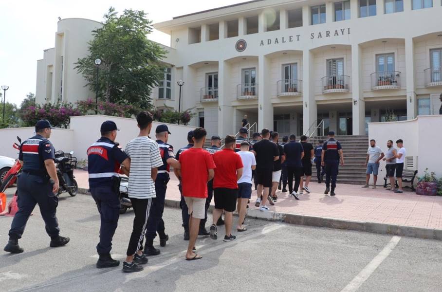 Muğla’da göçmen kaçakçılığı operasyonu: 4 zanlı tutuklandı