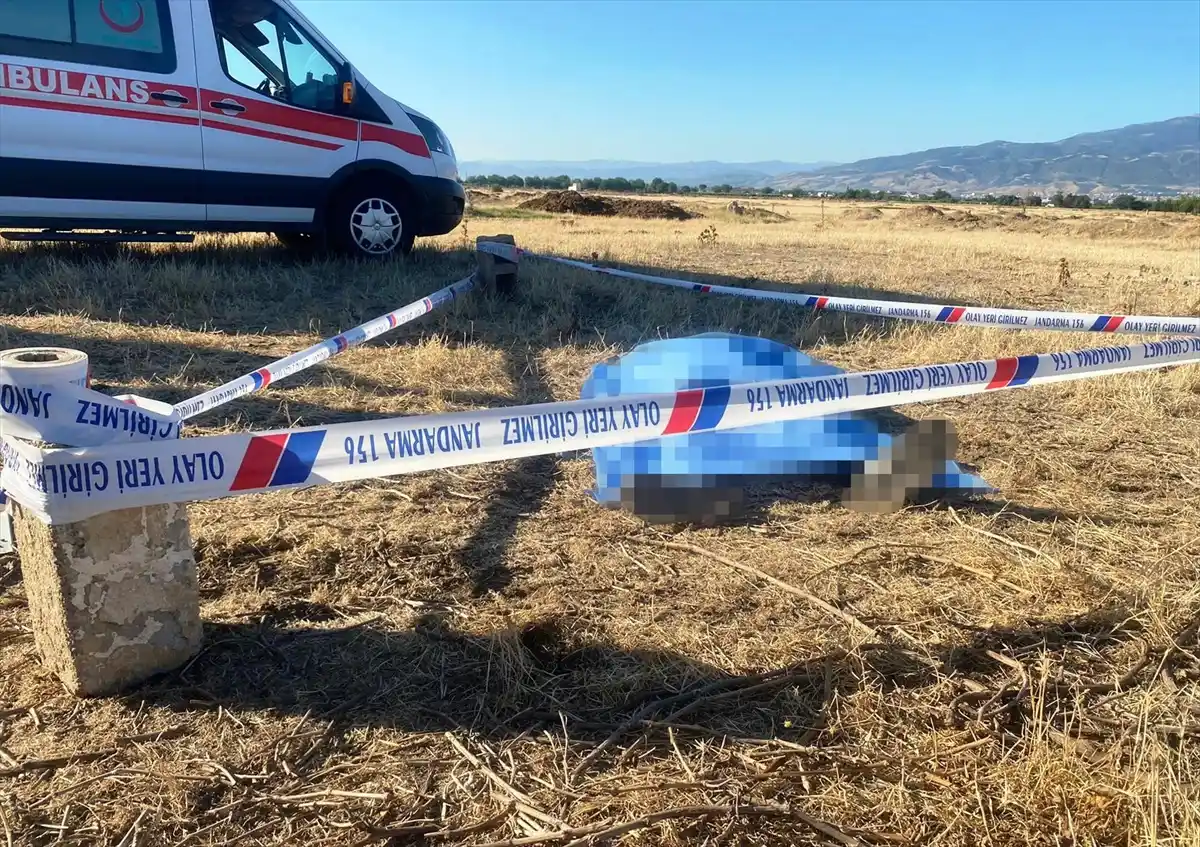 Manisa’da Arazide Erkek Cesedi Bulundu