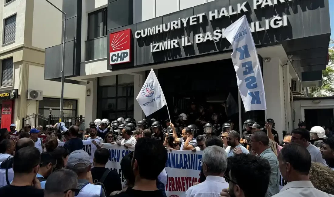 İzmir Büyükşehir Belediyesi'nde Tüm