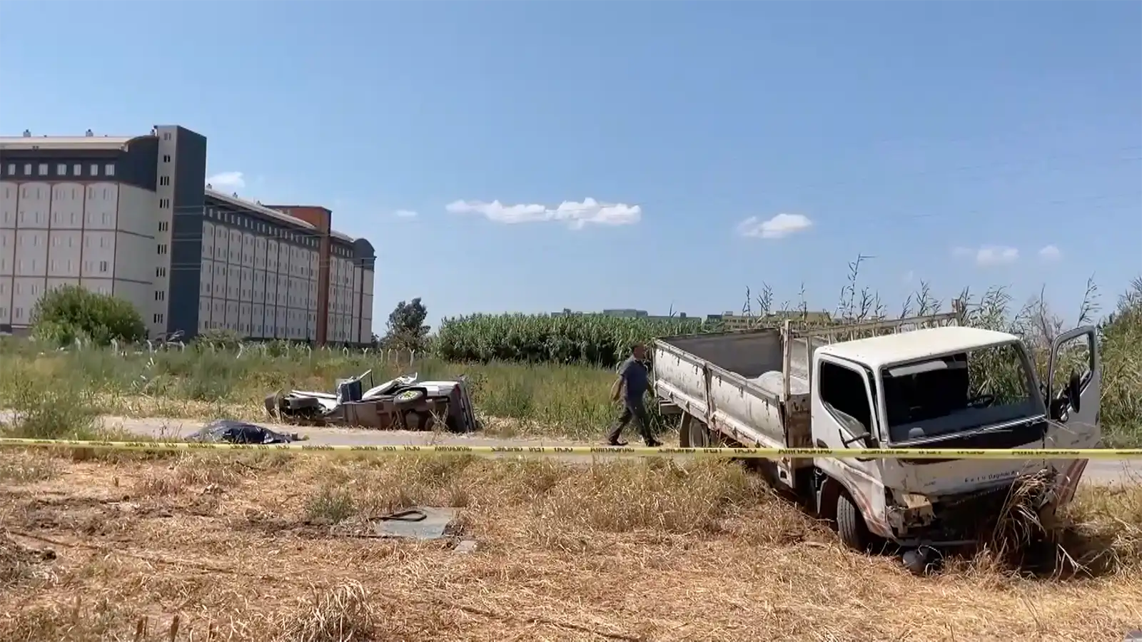 Aydın’da otomobille kamyonet çarpıştı: 1 ölü, 6 yaralı