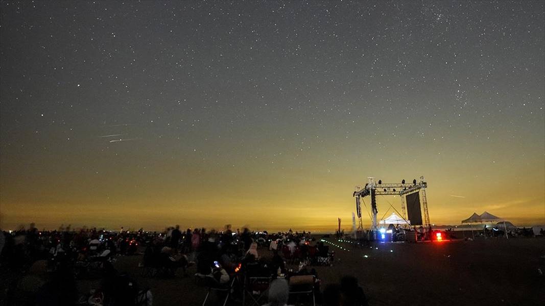 Bursa’da Karacabey sahilinde “Perseid meteor yağmuru” izlendi