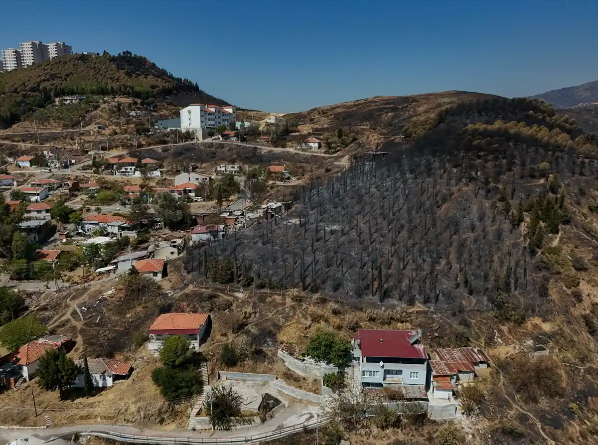 Evinin Yanması Nedeniyle Göç Ettiği İzmir’de Yine Yangına Yakalandı