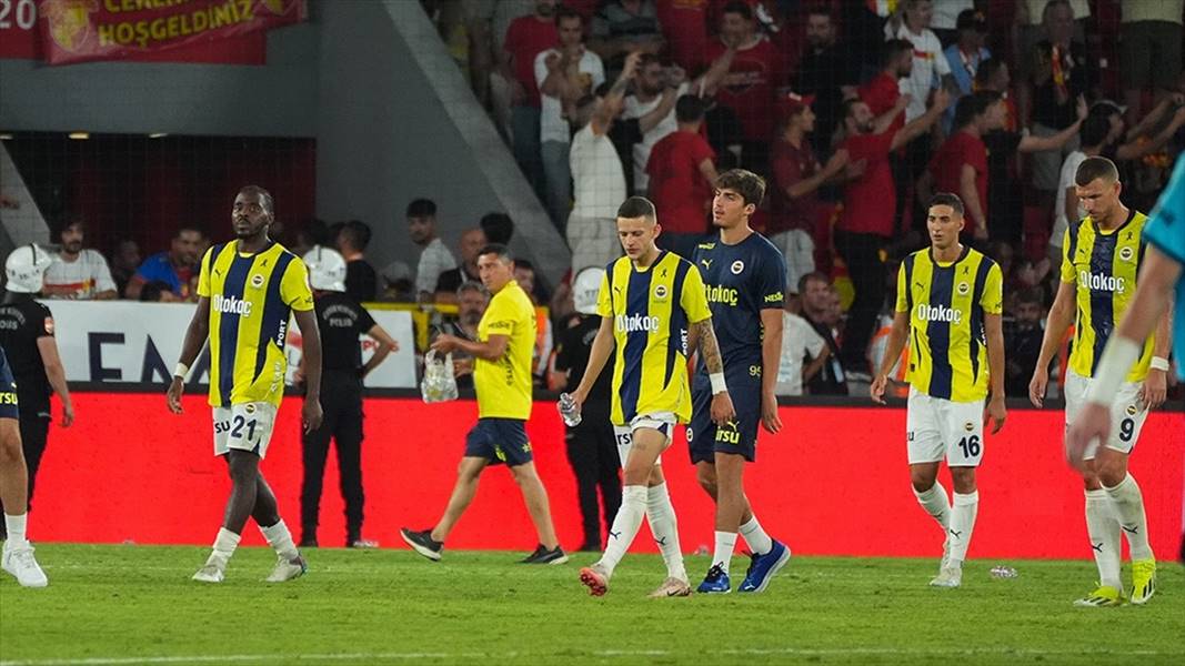 Fenerbahçe’nin Çaykur Rizespor maçı kamp kadrosu açıklandı