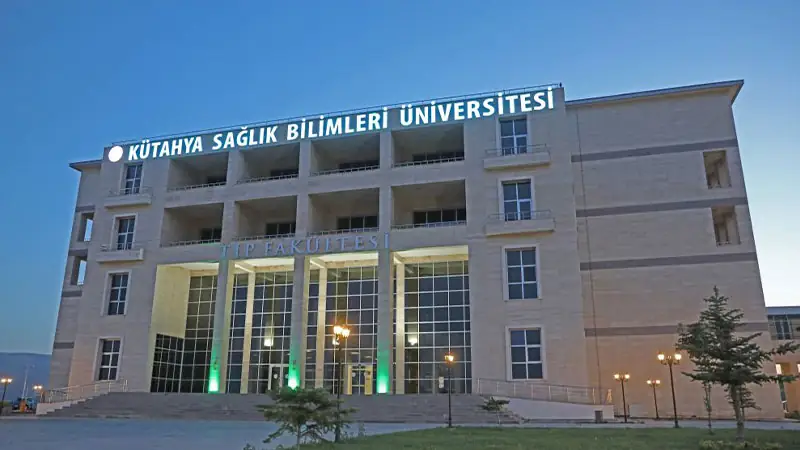 KSBÜ engelleri yıktı ödülleri kaptı