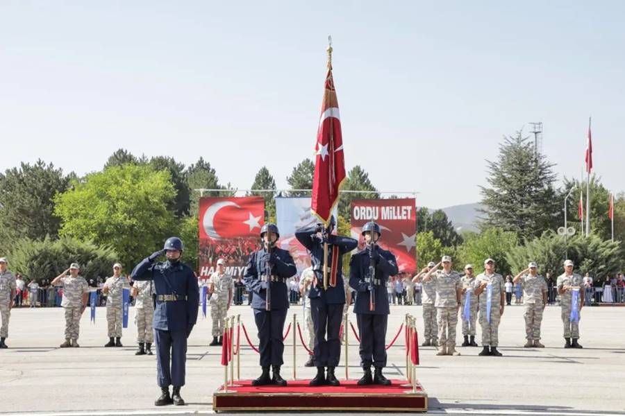 Kütahya’da bedelli askerler yemin etti