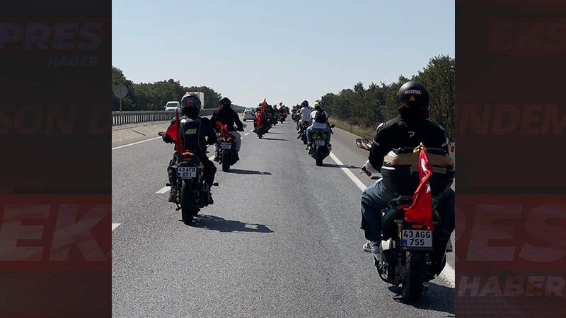 Kütahyalı motosiklet tutkunlarından Dumlupınar a Zafer turu