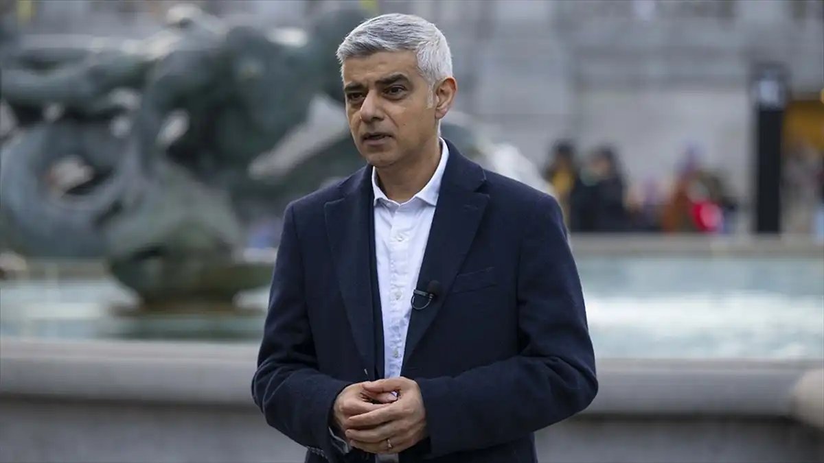 Londra Belediye Başkanı Khan, sağcı gruplara karşı uyarıda bulundu