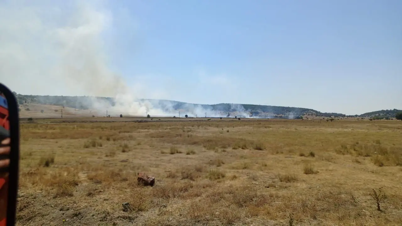 Kütahya’da demir yolu hattında anız yangını 