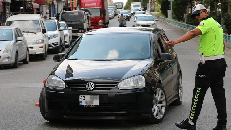 Kütahya’da araç cam filmleri denetlenecek 