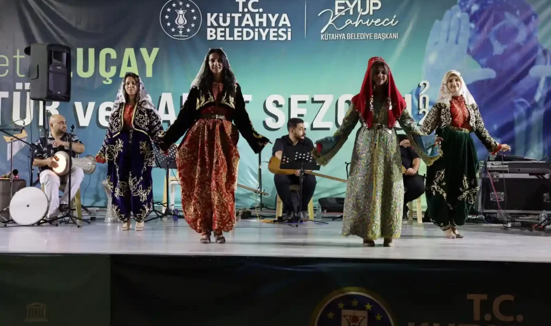 Kütahya’da gerçekleştirilen festivalde sanatçılar