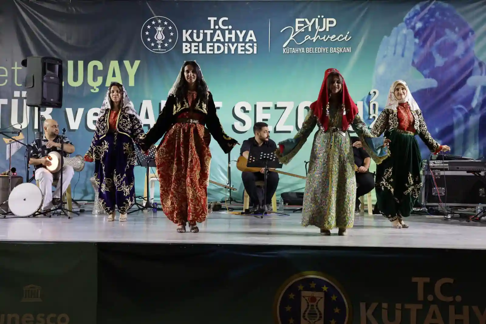 Kütahya’da geleneksel kına gecesi canlandırıldı 