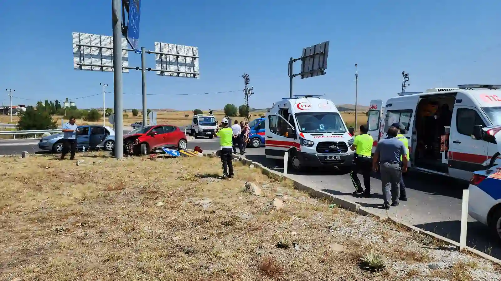 Kütahya’da trafik kazası yaralılar var 