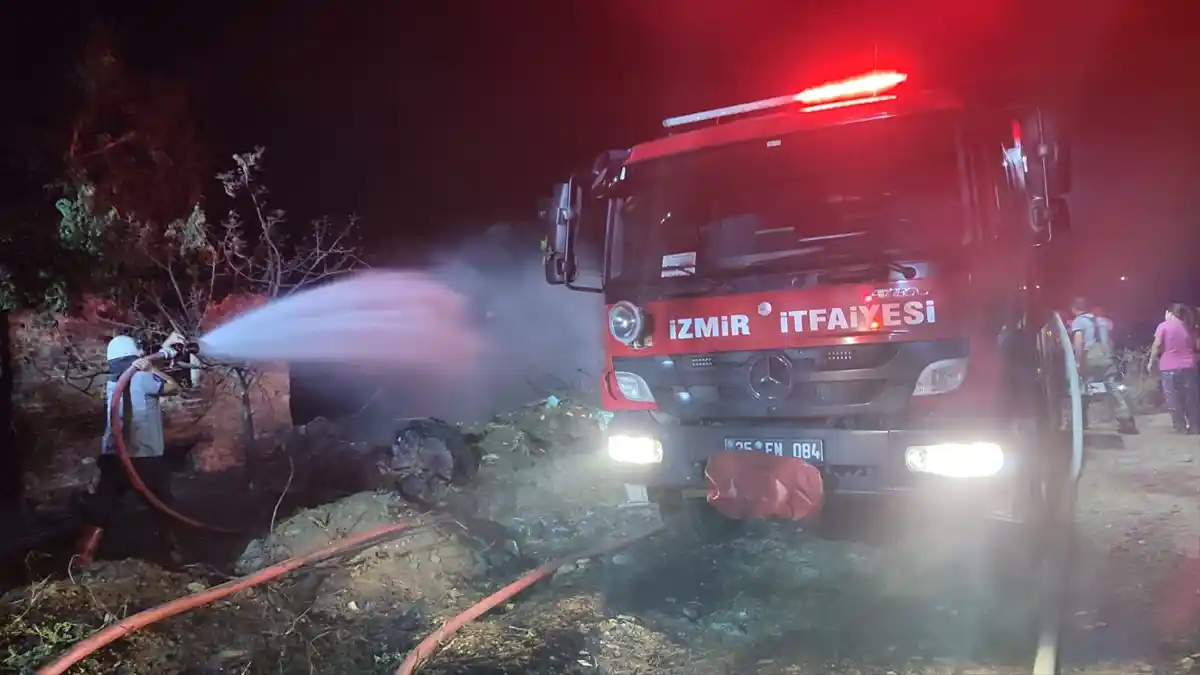 Ödemiş’te Metruk Evde Çıkan Yangın Söndürüldü