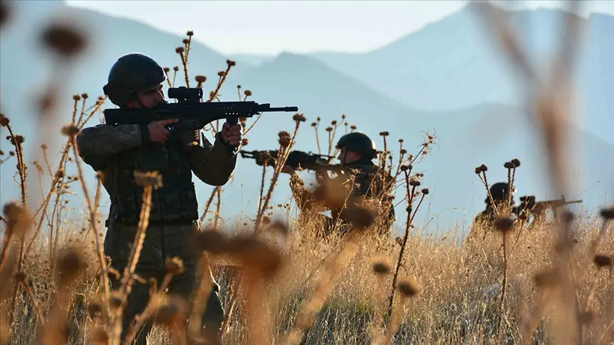 Suriye ve Irak’ın kuzeyinde 16 terörist etkisiz hale getirildi