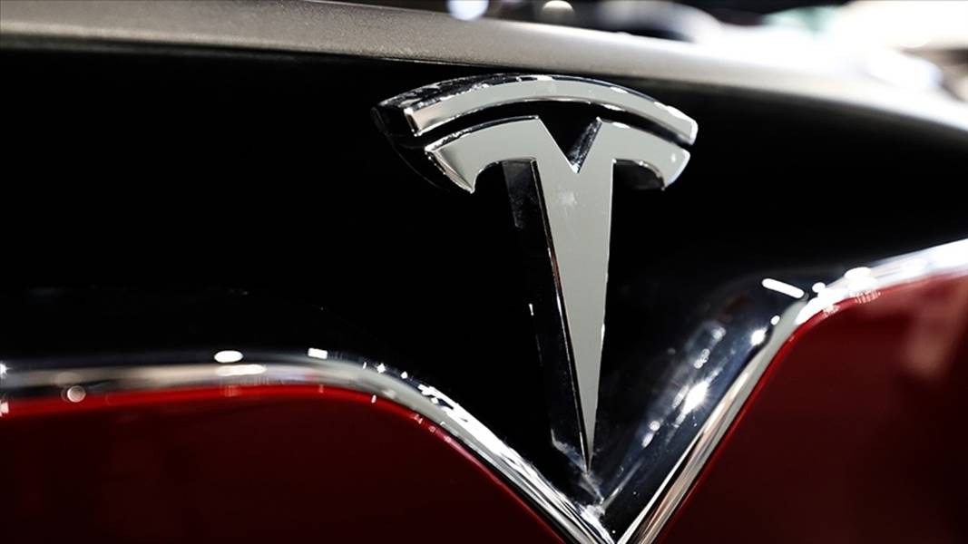 Tesla’nın yeni nesil Dojo 2 Çipi için seri üretim tarihi açıklandı