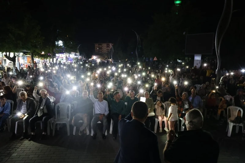 Kütahya’nın Gediz ilçesinde vatandaşlar