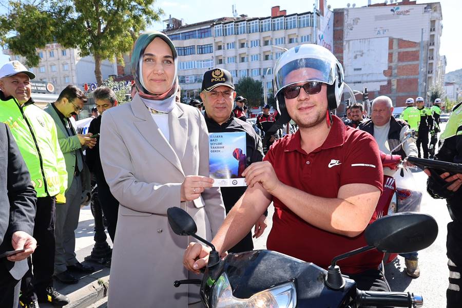 Afyonkarahisar'da kask farkındalığı etkinliği gerçekleştirildi