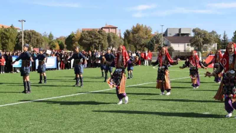 Gediz’de, 29 Ekim Cumhuriyet Bayramı coşkuyla kutlandı