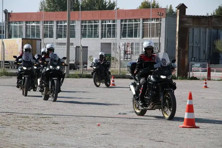 Kütahya’da Yunus Timlerinin zorlu eğitimi 
