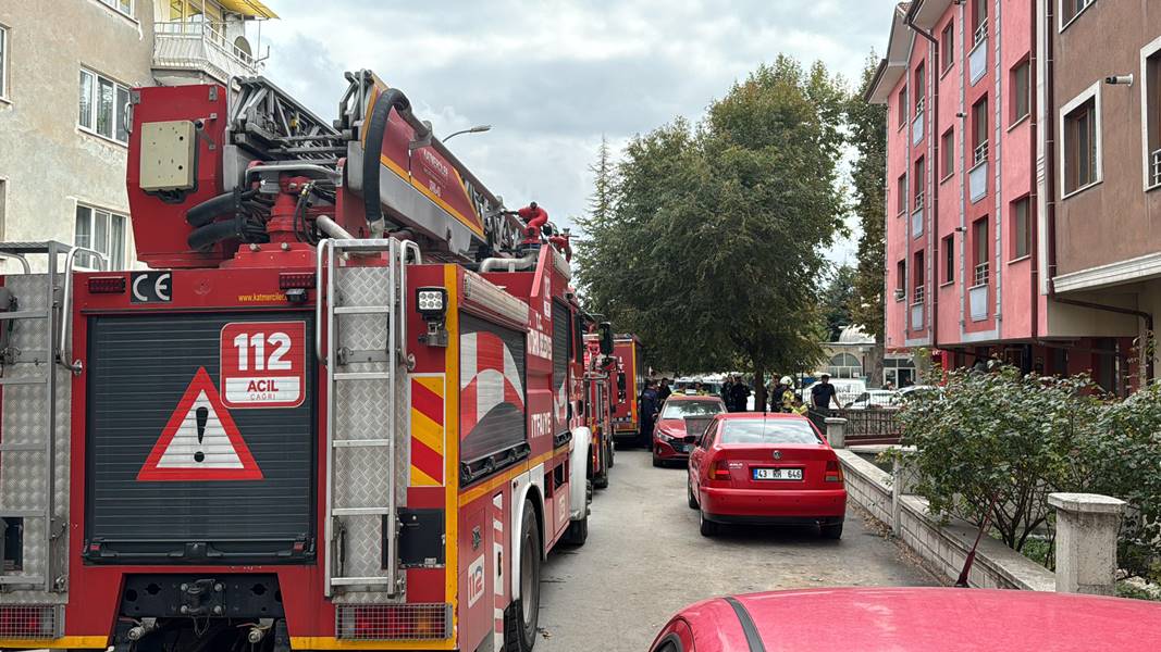 Kütahya’da ocakta çıkan yangın itfaiyeyi alarma geçirdi