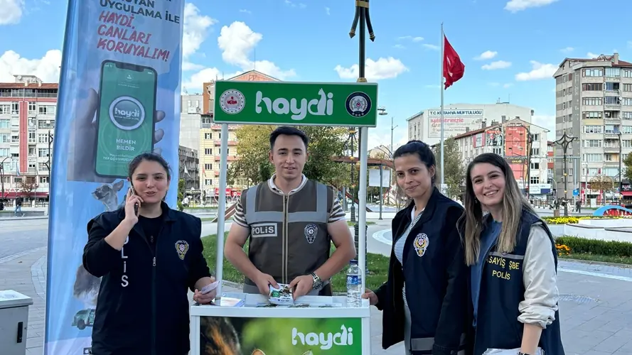 Kütahya’da polis ekipleri vatandaşları tek tek bilgilendirdi 